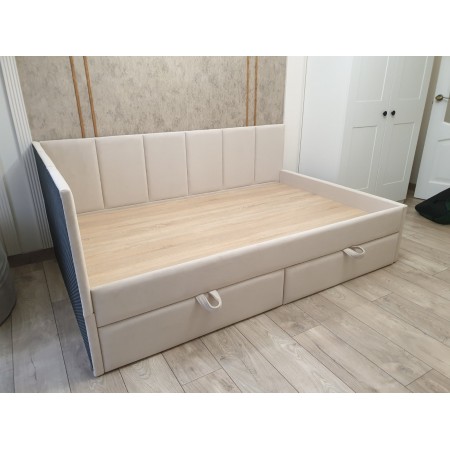 Pat pentru copii cu sertare  